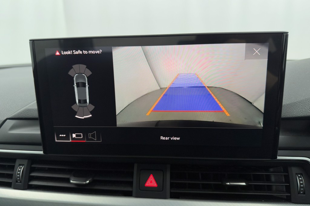 Audi A4 Technik Automatic Petrol Saloon - Stock Number (1552835) - 12th supplementary image