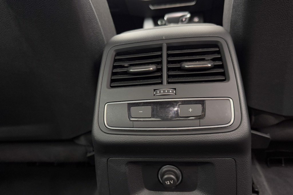 Audi A4 Technik Automatic Petrol Saloon - Stock Number (1552835) - 23rd supplementary image