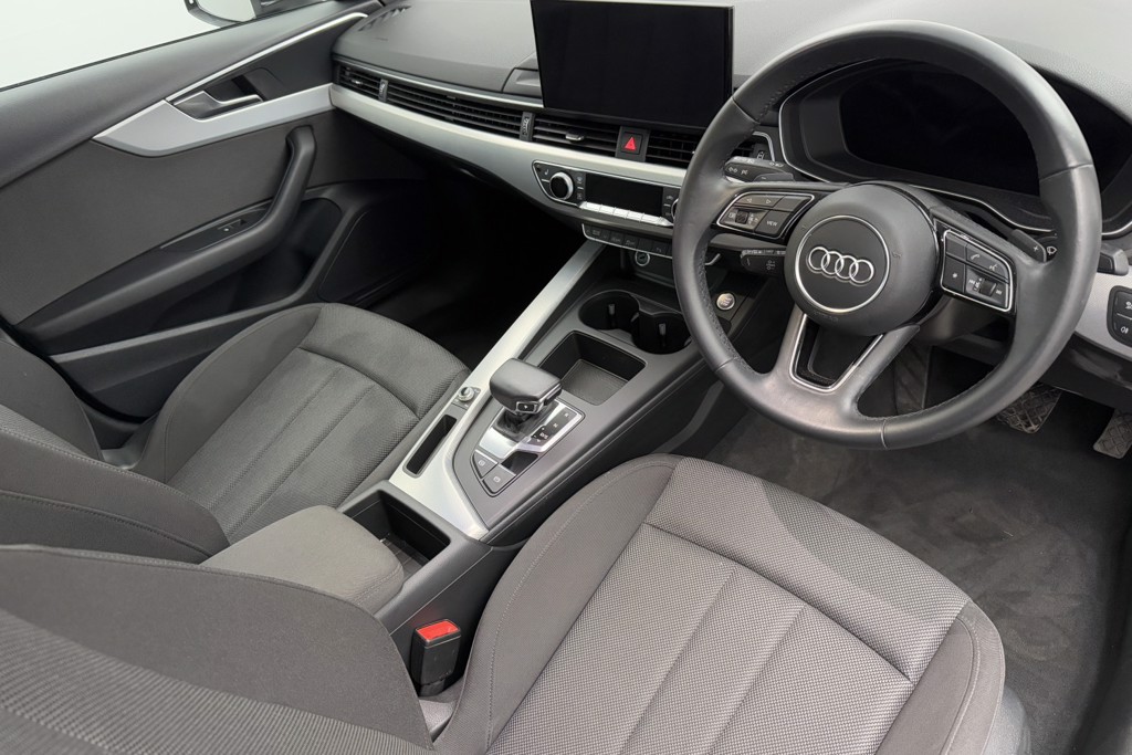 Audi A4 Technik Automatic Petrol Saloon - Stock Number (1552835) - 1st supplementary image