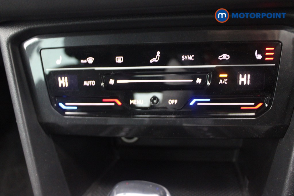 Volkswagen Tiguan R-Line Automatic Petrol SUV - Stock Number (1553842) - 10th supplementary image