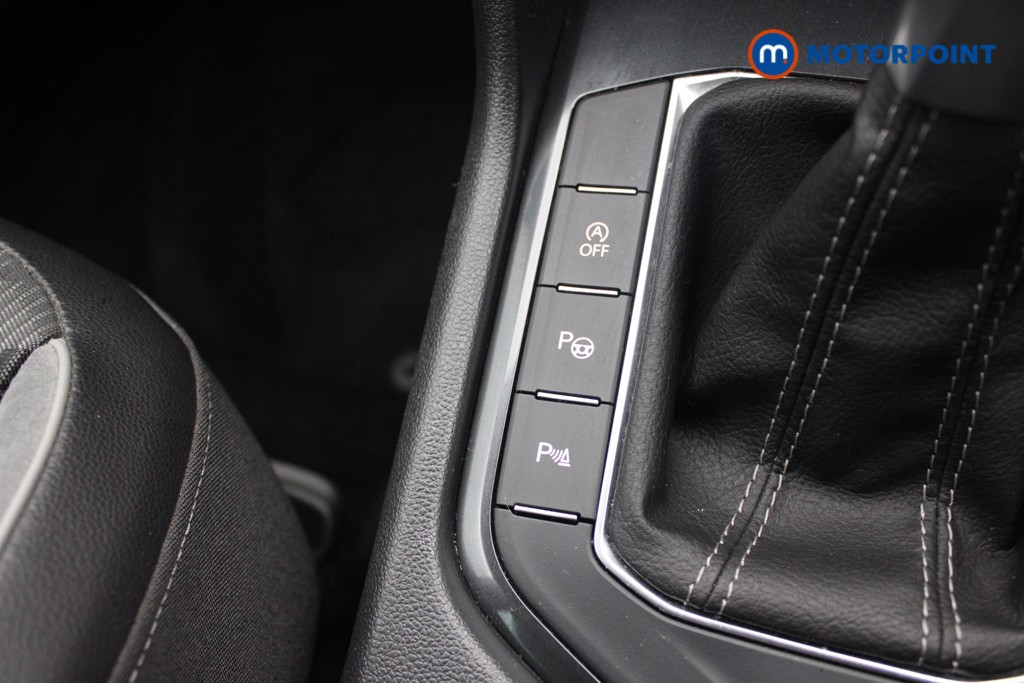 Volkswagen Tiguan R-Line Automatic Petrol SUV - Stock Number (1553842) - 11th supplementary image