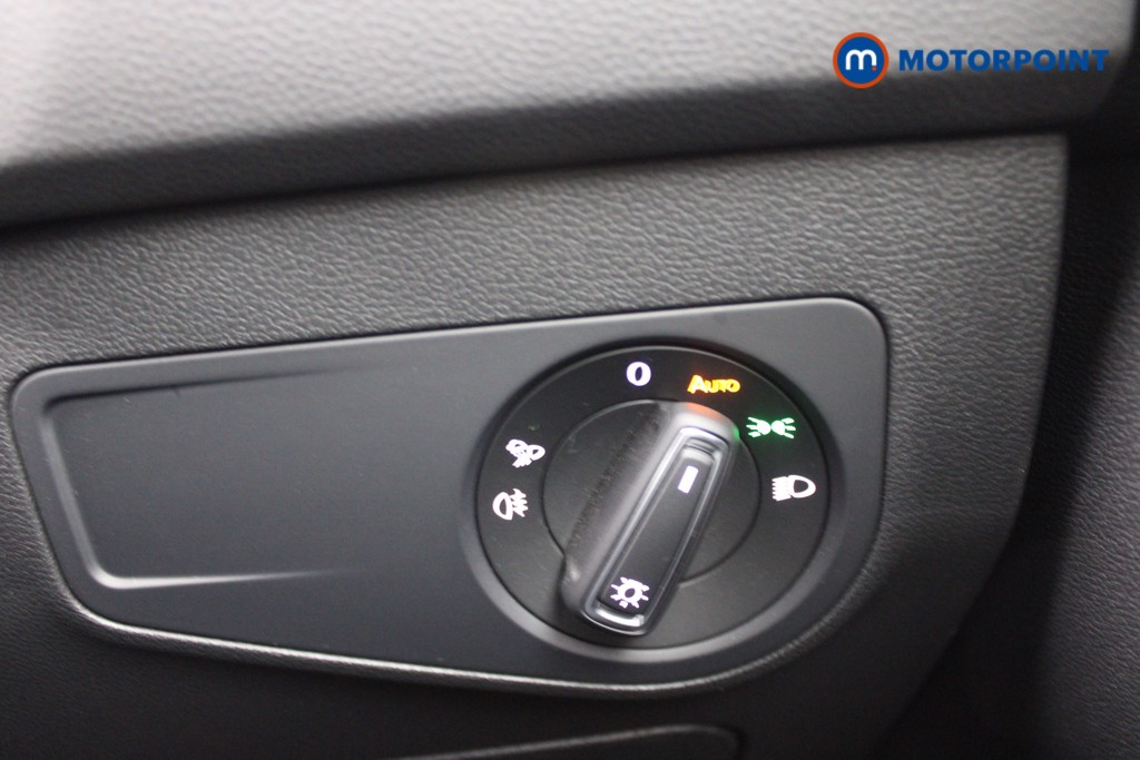 Volkswagen Tiguan R-Line Automatic Petrol SUV - Stock Number (1553842) - 16th supplementary image
