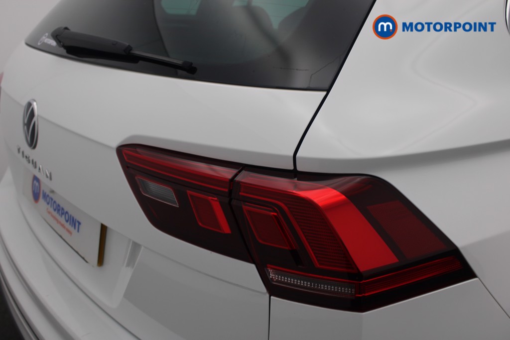 Volkswagen Tiguan R-Line Automatic Petrol SUV - Stock Number (1553842) - 25th supplementary image