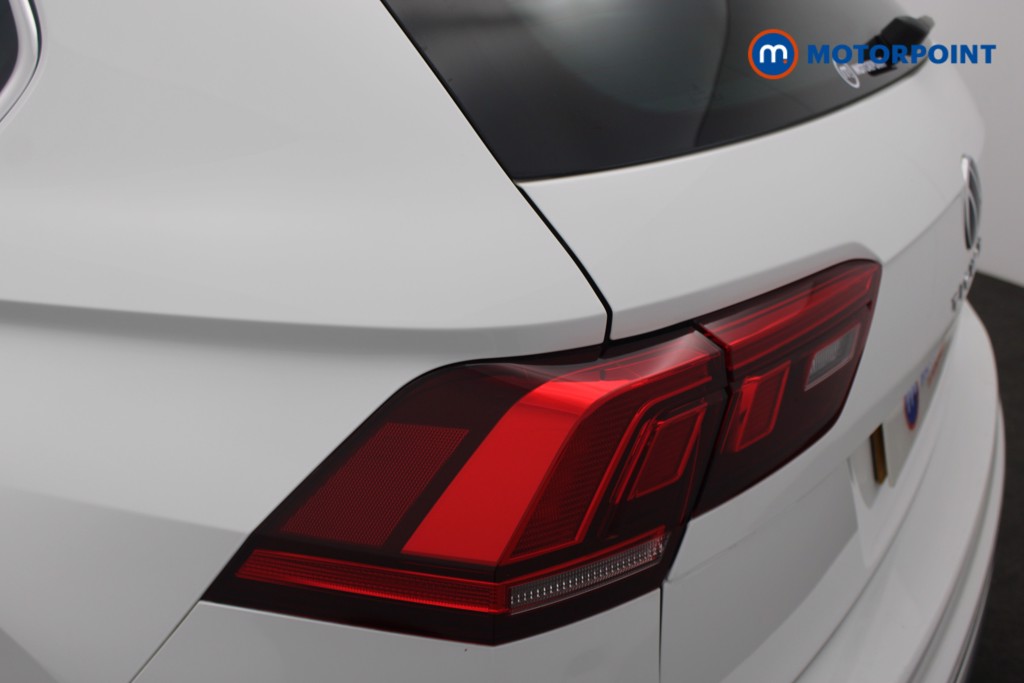Volkswagen Tiguan R-Line Automatic Petrol SUV - Stock Number (1553842) - 27th supplementary image