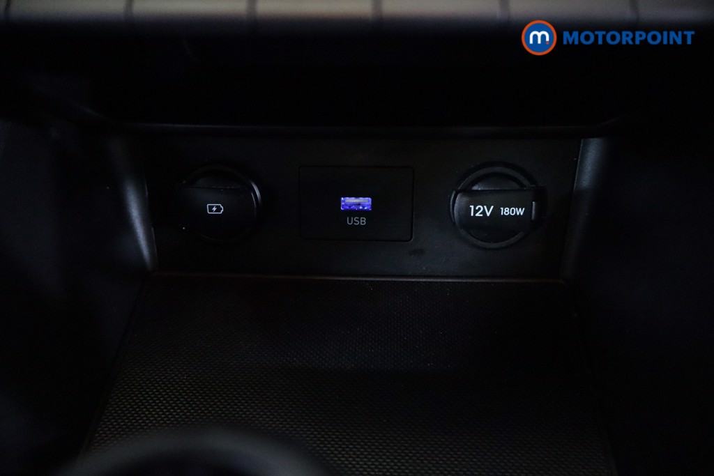 Hyundai Kona Se Connect Automatic Petrol-Electric Hybrid SUV - Stock Number (1553978) - 8th supplementary image