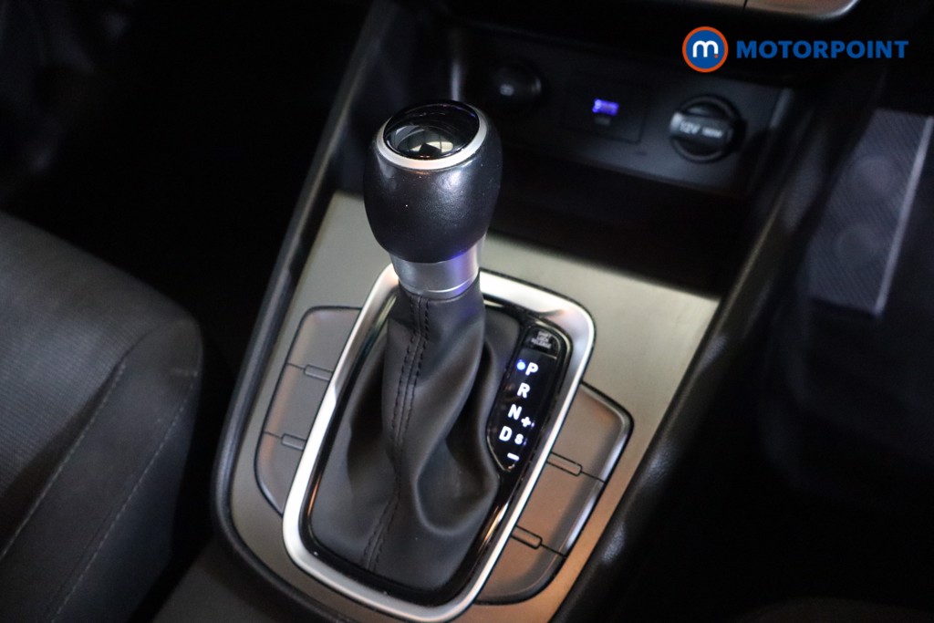 Hyundai Kona Se Connect Automatic Petrol-Electric Hybrid SUV - Stock Number (1553978) - 9th supplementary image