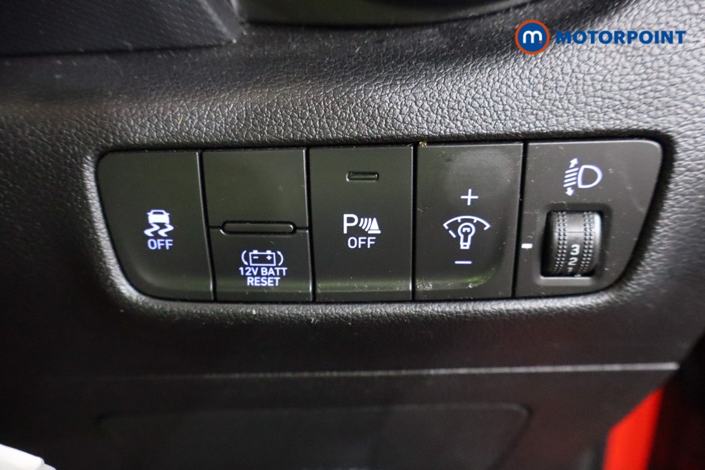 Hyundai Kona Se Connect Automatic Petrol-Electric Hybrid SUV - Stock Number (1553978) - 14th supplementary image