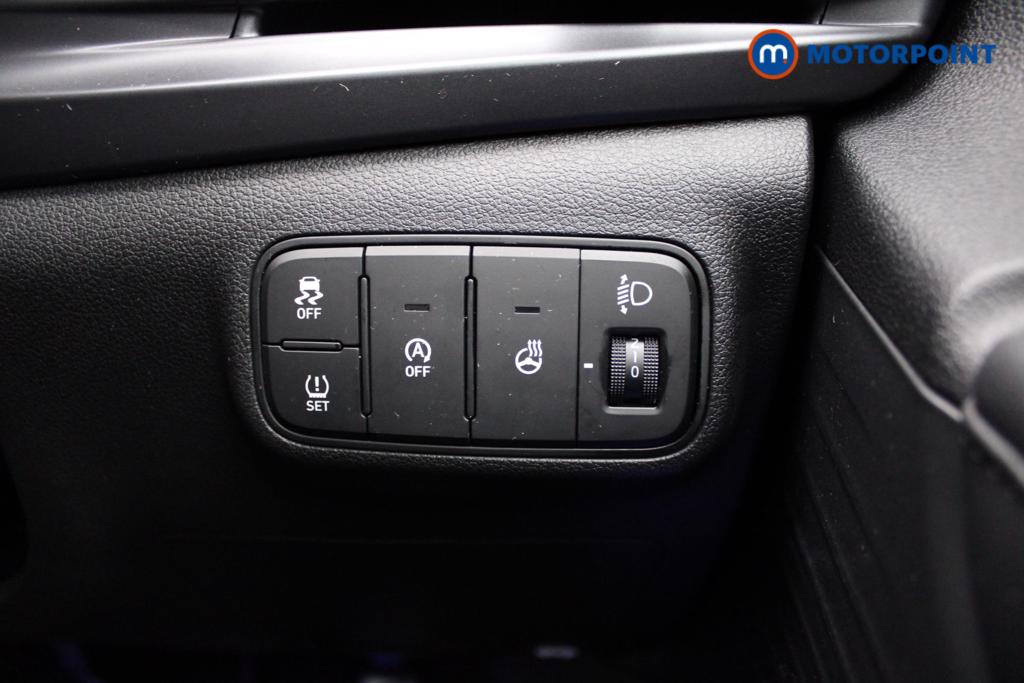 Hyundai Bayon Premium Manual Petrol SUV - Stock Number (1554065) - 17th supplementary image