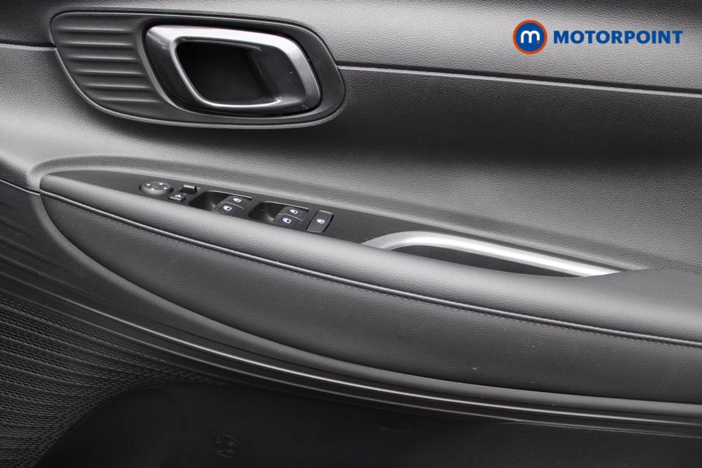 Hyundai Bayon Premium Manual Petrol SUV - Stock Number (1554065) - 18th supplementary image