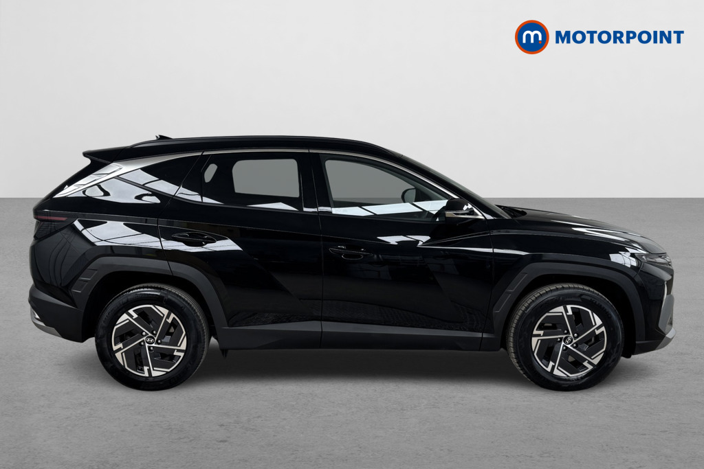 Hyundai Tucson Advance Manual Petrol SUV - Stock Number (1554071) - Drivers side