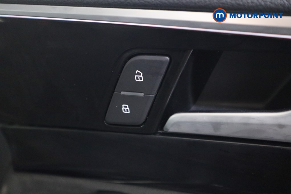 Audi A4 Black Edition Automatic Diesel Saloon - Stock Number (1554225) - 10th supplementary image