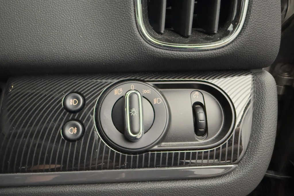 Mini Countryman Cooper S Manual Petrol SUV - Stock Number (1554417) - 19th supplementary image