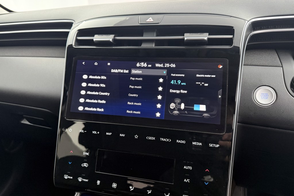 Hyundai Tucson Premium Automatic Petrol-Electric Hybrid SUV - Stock Number (1554437) - 6th supplementary image