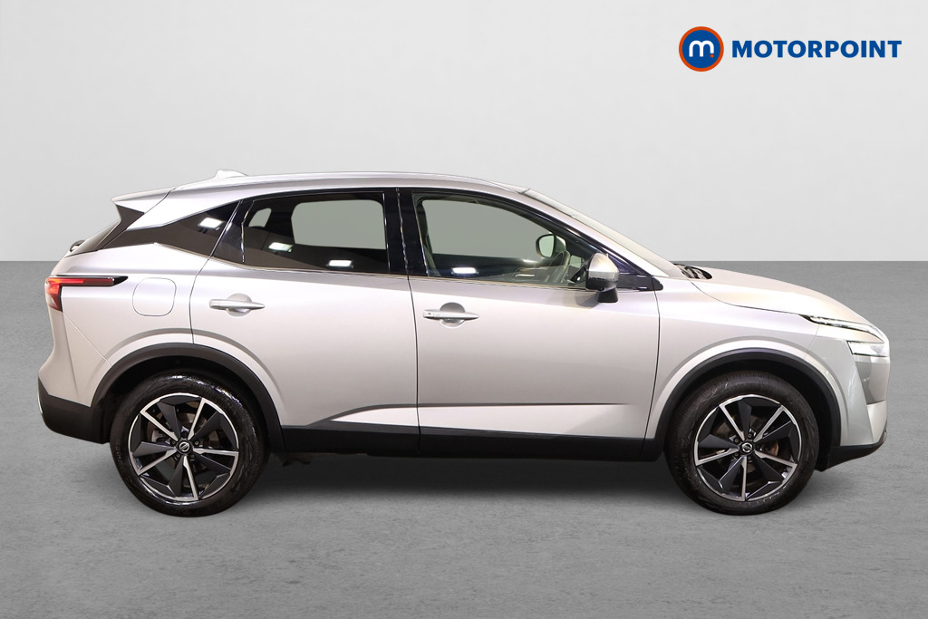 Nissan Qashqai Tekna Automatic Petrol SUV - Stock Number (1554487) - Drivers side