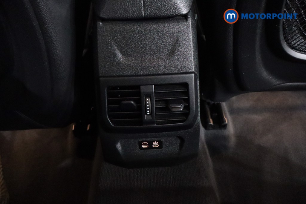 BMW 2 Series M Sport Manual Petrol Saloon - Stock Number (1554566) - 18th supplementary image