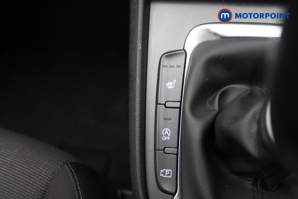 Hyundai Kona Premium Manual Petrol-Electric Hybrid SUV - Stock Number (1554806) - 12th supplementary image