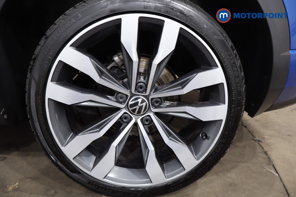 Volkswagen T-Roc R-Line Manual Petrol SUV - Stock Number (1554924) - 12th supplementary image