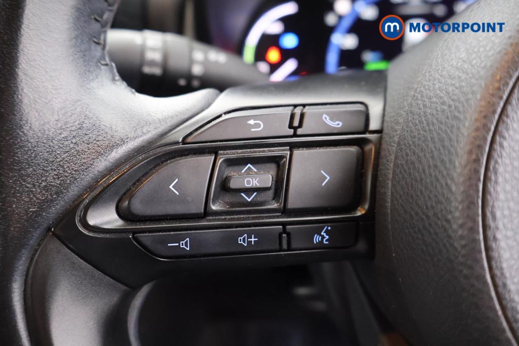 Toyota Yaris Cross Design Automatic Petrol-Electric Hybrid Estate - Stock Number (1554968) - 2nd supplementary image