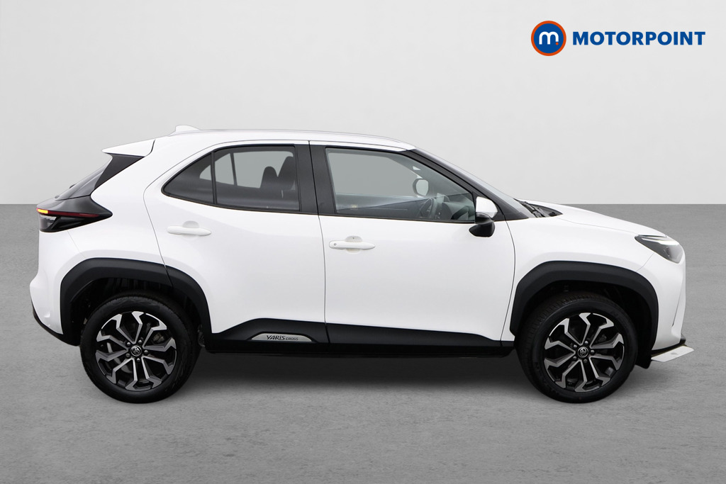 Toyota Yaris Cross Design Automatic Petrol-Electric Hybrid Estate - Stock Number (1554968) - Drivers side