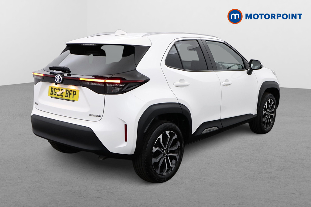 Toyota Yaris Cross Design Automatic Petrol-Electric Hybrid Estate - Stock Number (1554968) - Drivers side rear corner