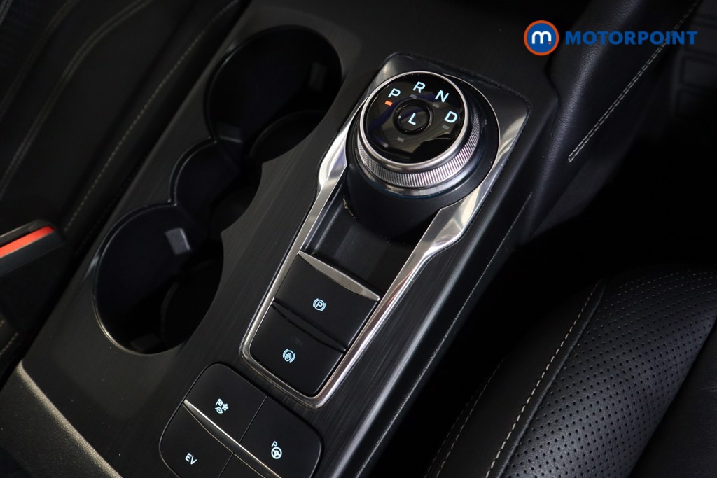 Ford Kuga Vignale Automatic Petrol Plug-In Hybrid SUV - Stock Number (1555334) - 9th supplementary image