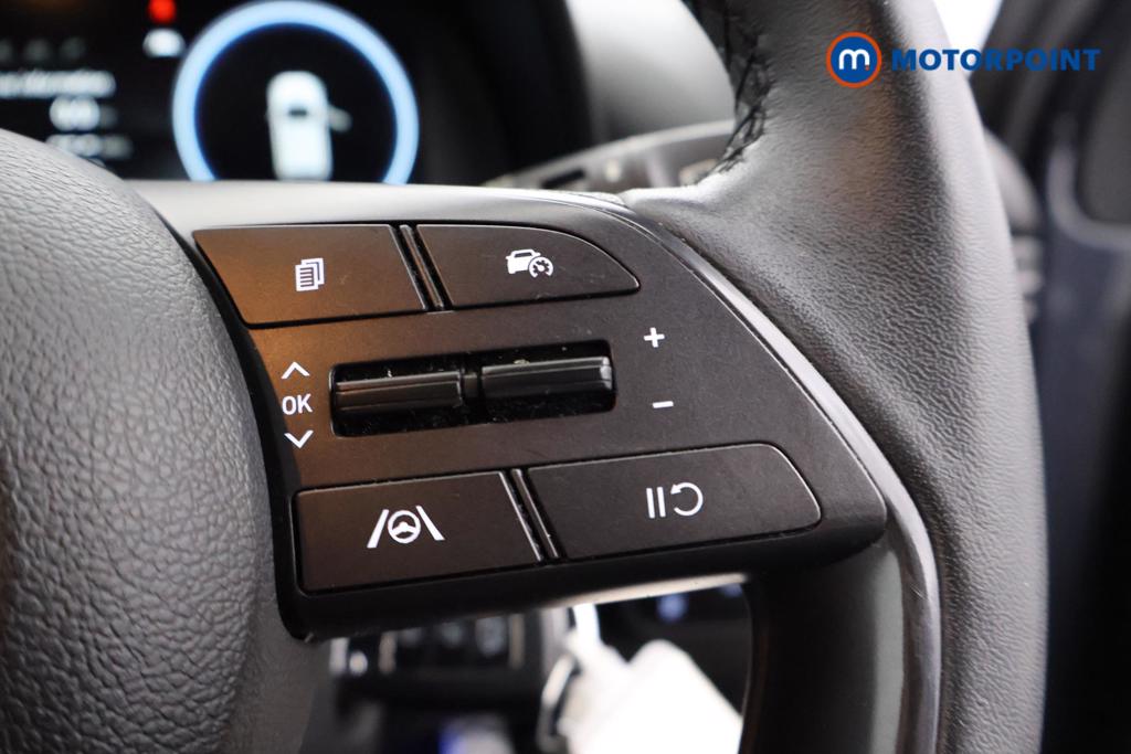 Hyundai Bayon Premium Manual Petrol-Electric Hybrid SUV - Stock Number (1555391) - 3rd supplementary image