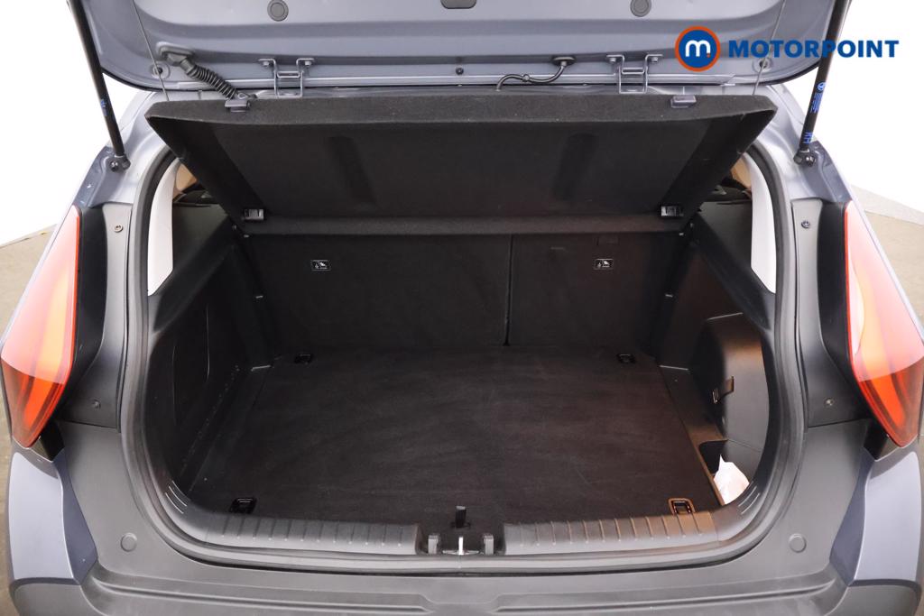 Hyundai Bayon Premium Manual Petrol-Electric Hybrid SUV - Stock Number (1555391) - 12th supplementary image