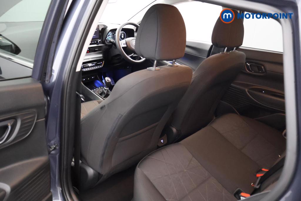 Hyundai Bayon Premium Manual Petrol-Electric Hybrid SUV - Stock Number (1555391) - 13th supplementary image