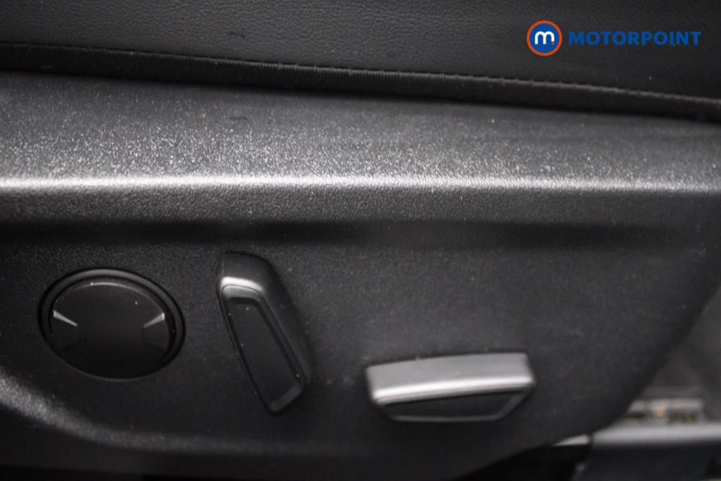 Ford Focus Active Vignale Manual Petrol Hatchback - Stock Number (1555545) - 20th supplementary image