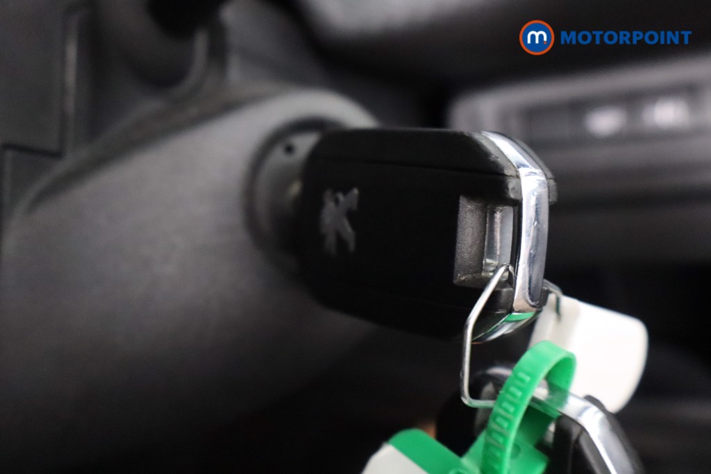 Peugeot 208 Gt Line Manual Petrol Hatchback - Stock Number (1555659) - 13th supplementary image