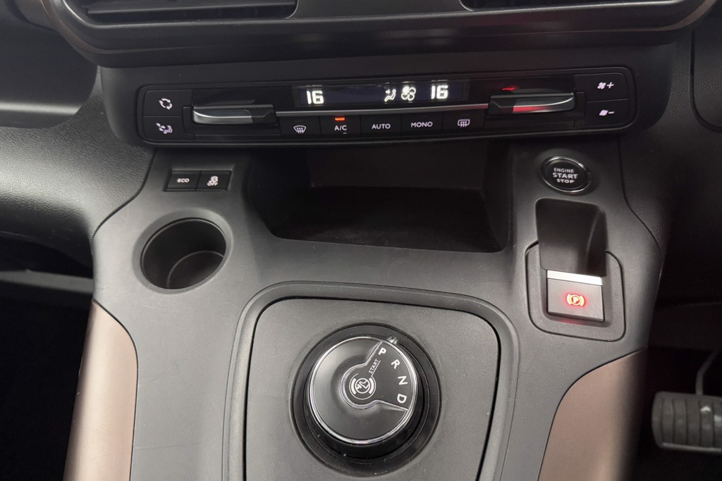 Peugeot Rifter Gt Line Automatic Diesel People Carrier - Stock Number (1555729) - 12th supplementary image