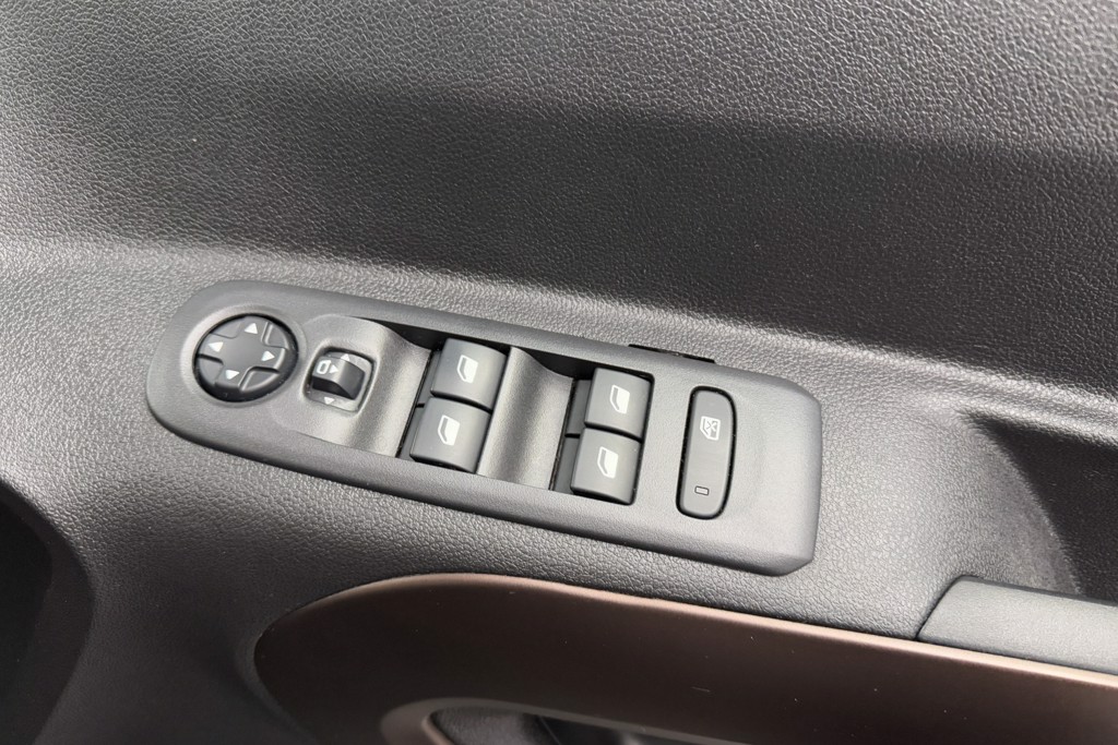 Peugeot Rifter Gt Line Automatic Diesel People Carrier - Stock Number (1555729) - 18th supplementary image