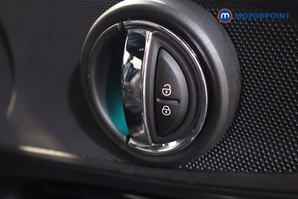 Mini Clubman John Cooper Works Automatic Petrol Estate - Stock Number (1555866) - 11th supplementary image