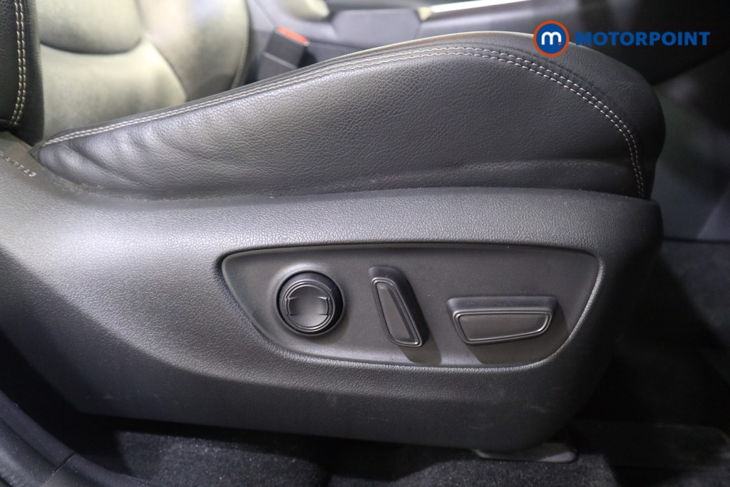Toyota Rav4 Excel Automatic Petrol-Electric Hybrid SUV - Stock Number (1556036) - 12th supplementary image