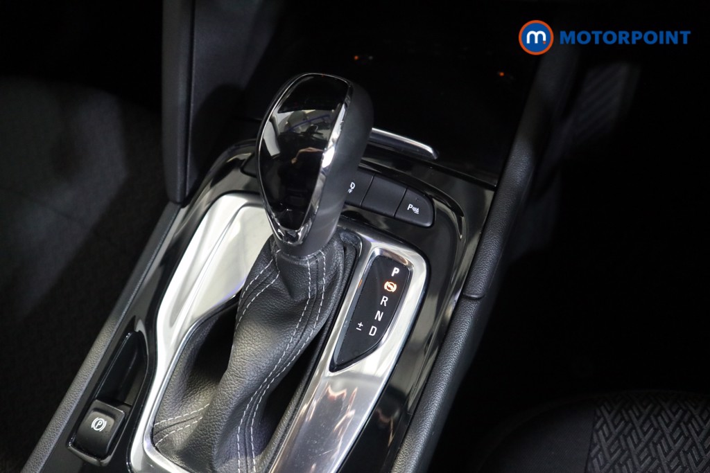 Vauxhall Insignia Design Automatic Petrol Hatchback - Stock Number (1556356) - 8th supplementary image