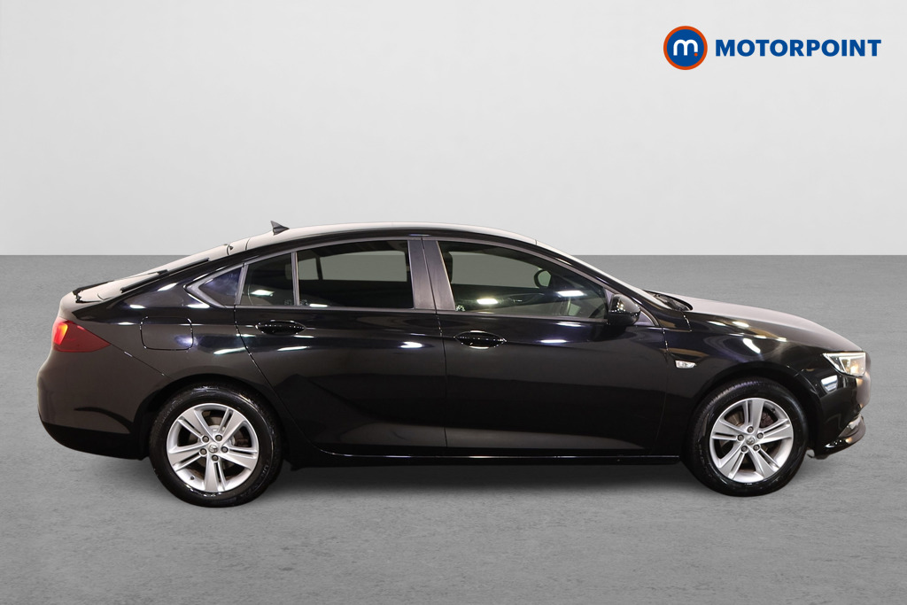 Vauxhall Insignia Design Automatic Petrol Hatchback - Stock Number (1556356) - Drivers side