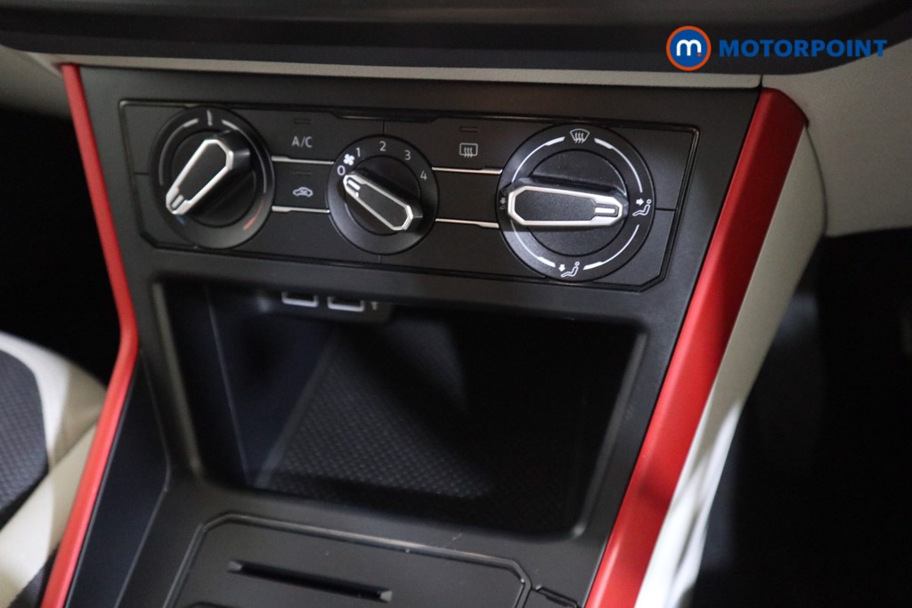 Volkswagen Polo Beats Manual Petrol Hatchback - Stock Number (1556589) - 7th supplementary image