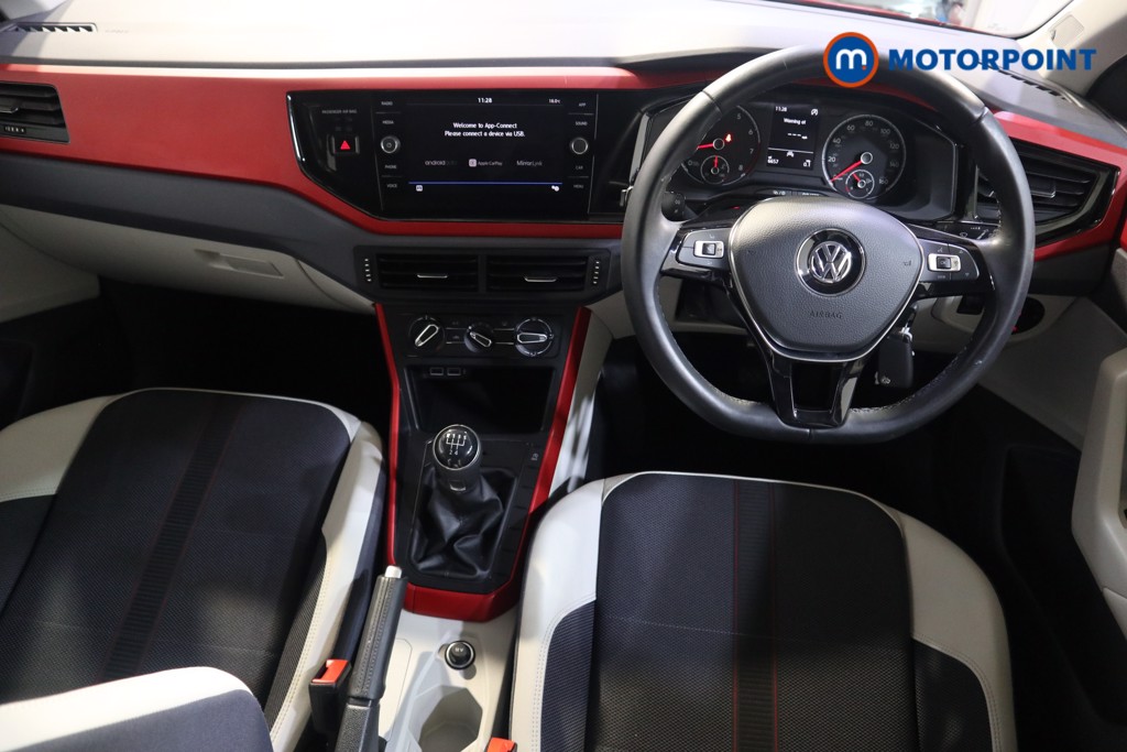 Volkswagen Polo Beats Manual Petrol Hatchback - Stock Number (1556589) - 1st supplementary image