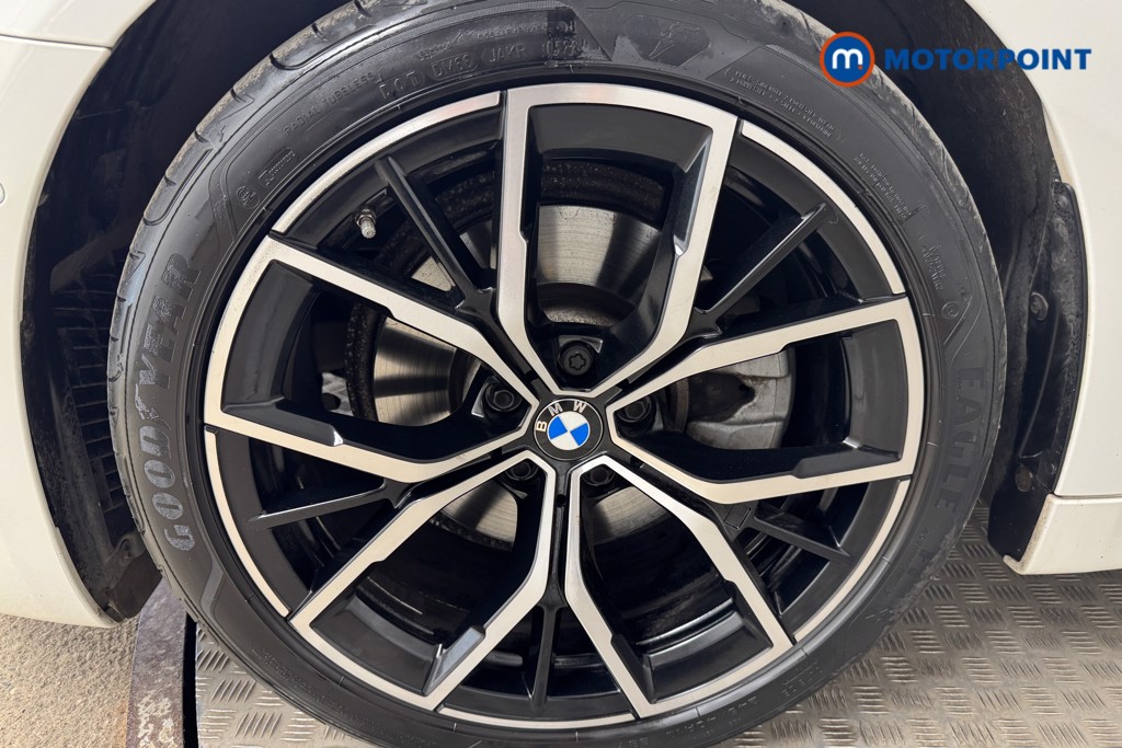 BMW 5 Series M Sport Automatic Petrol Estate - Stock Number (1556644) - 24th supplementary image