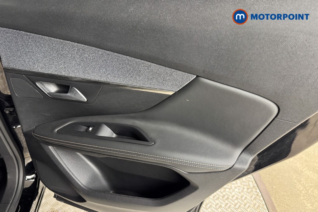 Peugeot 3008 Gt Line Premium Manual Diesel SUV - Stock Number (1556719) - 17th supplementary image
