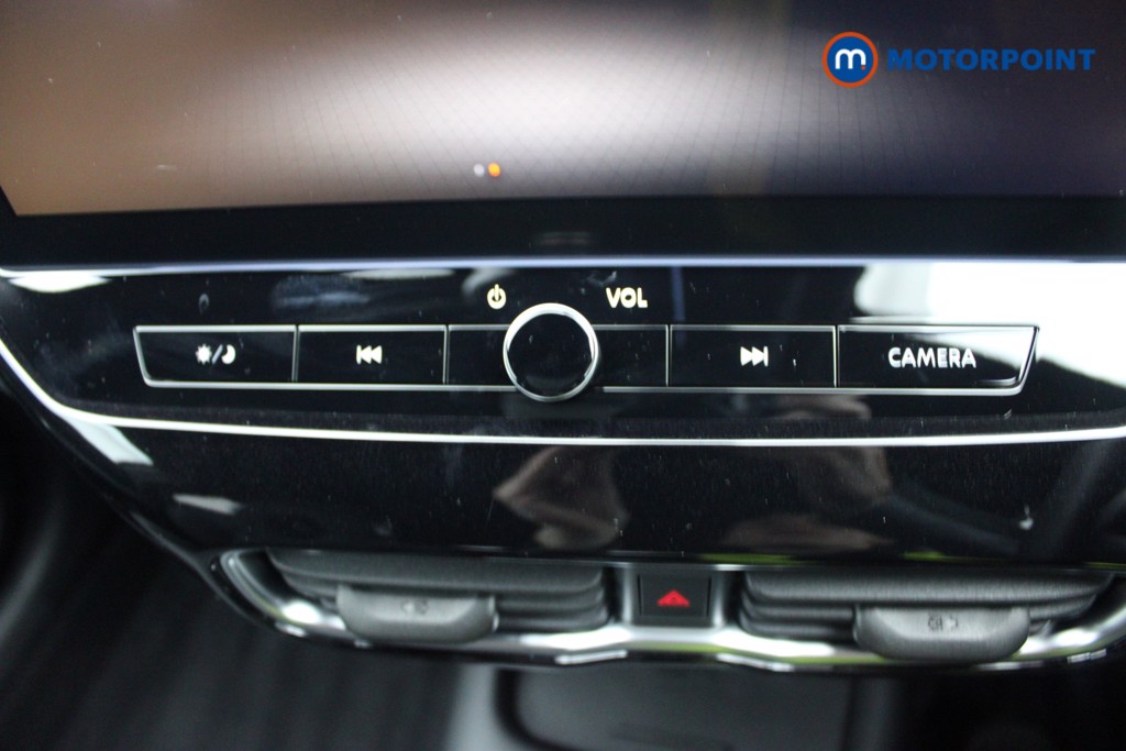 Nissan Juke Tekna Manual Petrol SUV - Stock Number (1556758) - 12th supplementary image