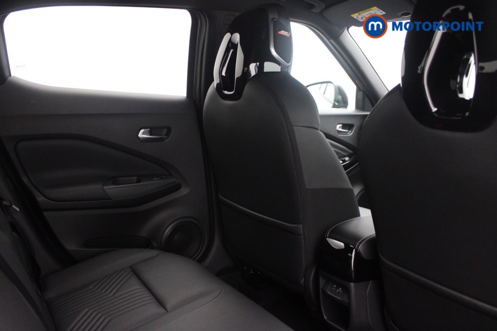Nissan Juke Tekna Manual Petrol SUV - Stock Number (1556758) - 21st supplementary image