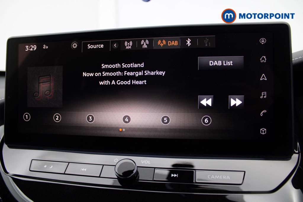 Nissan Juke Tekna Manual Petrol SUV - Stock Number (1556760) - 4th supplementary image