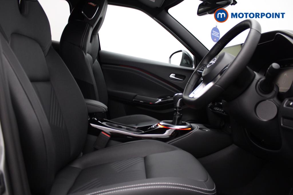 Nissan Juke Tekna Manual Petrol SUV - Stock Number (1556760) - 8th supplementary image