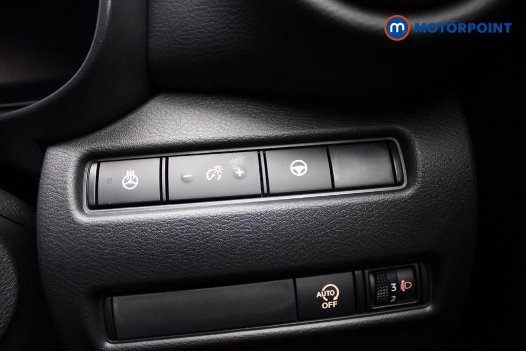 Nissan Juke Tekna Manual Petrol SUV - Stock Number (1556760) - 17th supplementary image