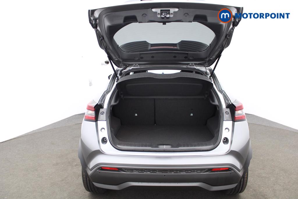 Nissan Juke Tekna Manual Petrol SUV - Stock Number (1556760) - 21st supplementary image