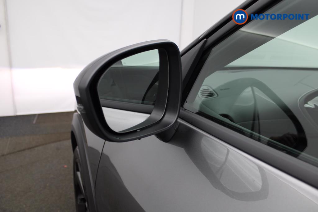 Nissan Juke Tekna Manual Petrol SUV - Stock Number (1556760) - 30th supplementary image