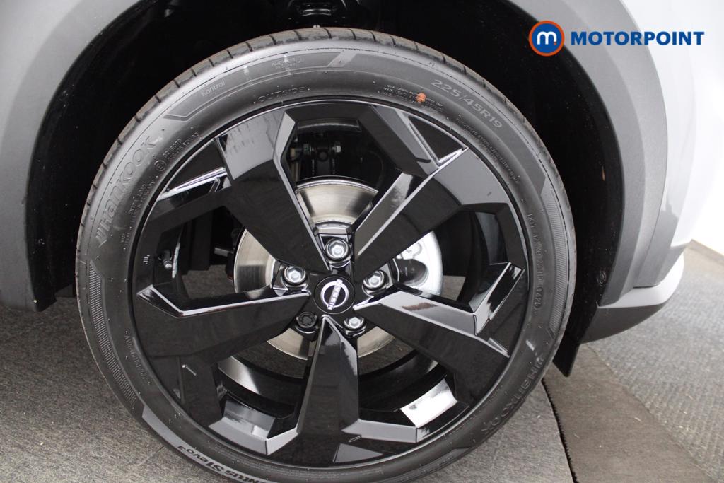 Nissan Juke Tekna Manual Petrol SUV - Stock Number (1556770) - 11th supplementary image