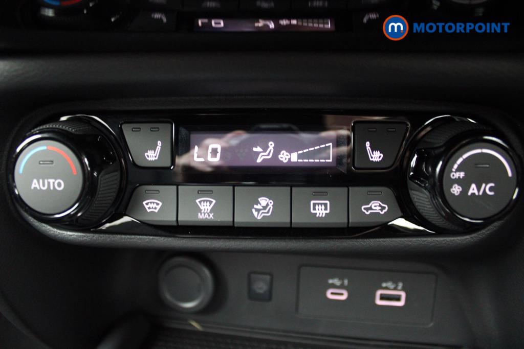 Nissan Juke Tekna Manual Petrol SUV - Stock Number (1556770) - 16th supplementary image