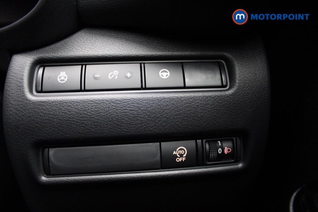 Nissan Juke Tekna Manual Petrol SUV - Stock Number (1556770) - 17th supplementary image